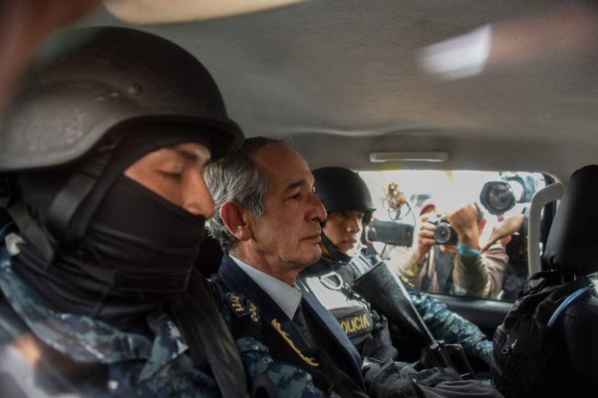 Capturan en Guatemala al expresidente Álvaro Colom por supuestos vínculos en caso de corrupción