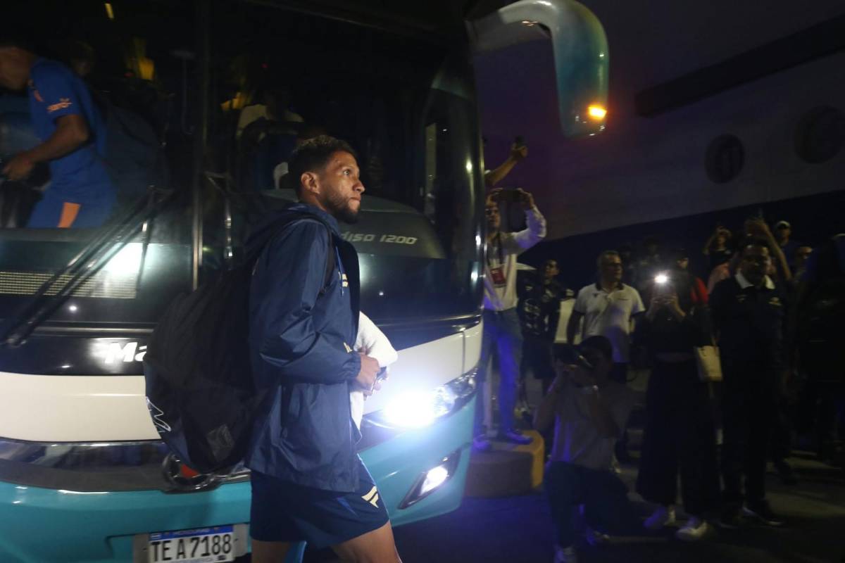 La Revo sorprende a Motagua y el DT Javier López enloquece: Furor de Copa Centroamericana