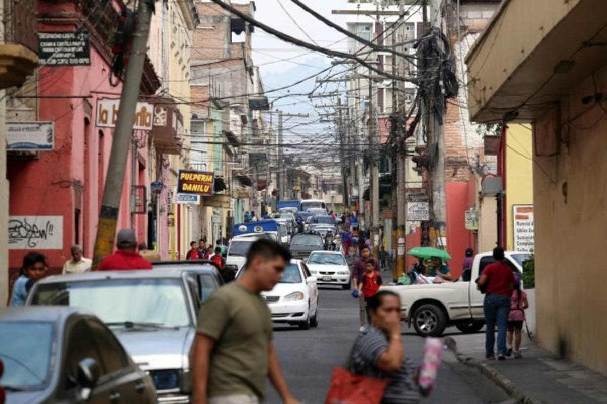 En pedazos el 35% de las calles del centro de Tegucigalpa