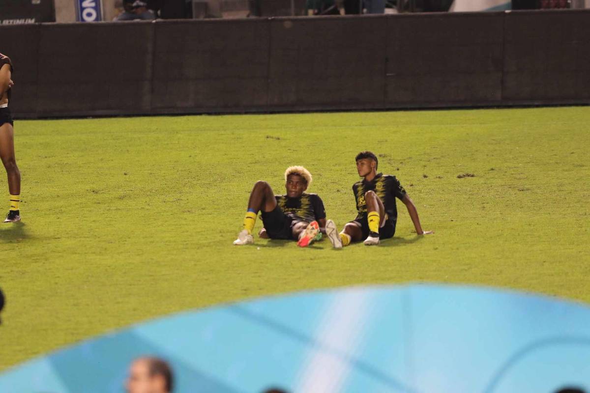 La tristeza de Real España luego de perder la final ante el Olimpia