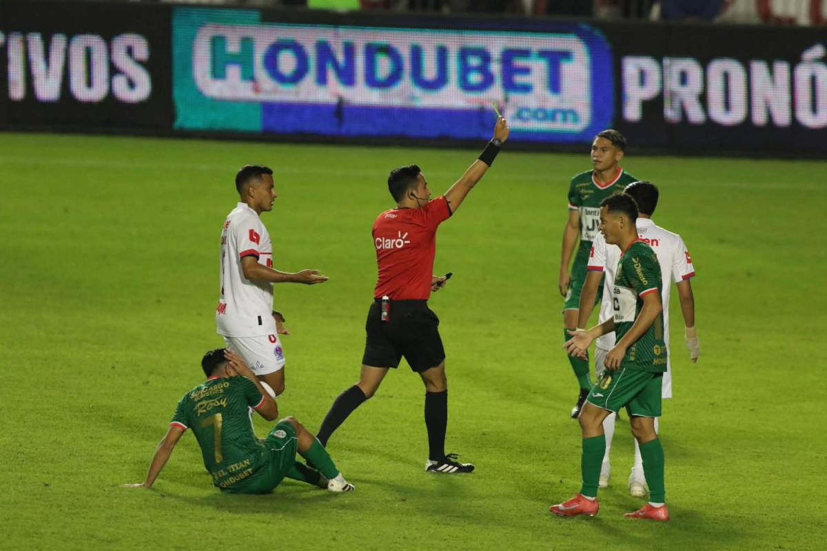Pelea entre jugadores, insólita interrupción, gol de Puskas y Olimpia celebra título ante Marathón