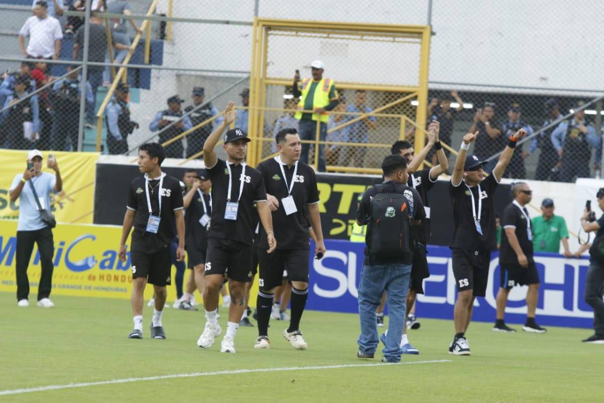 Jugadores se van a los golpes, inesperado héroe y Supremo celebró con Milagro Flores en partido de tiktokers