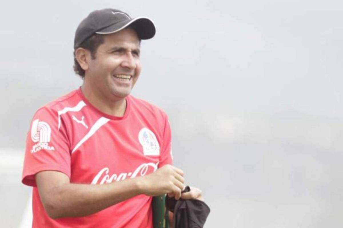 Nerlin a Diego Vázquez: 'El que no se pone nervioso se queda fuera de la liguilla'