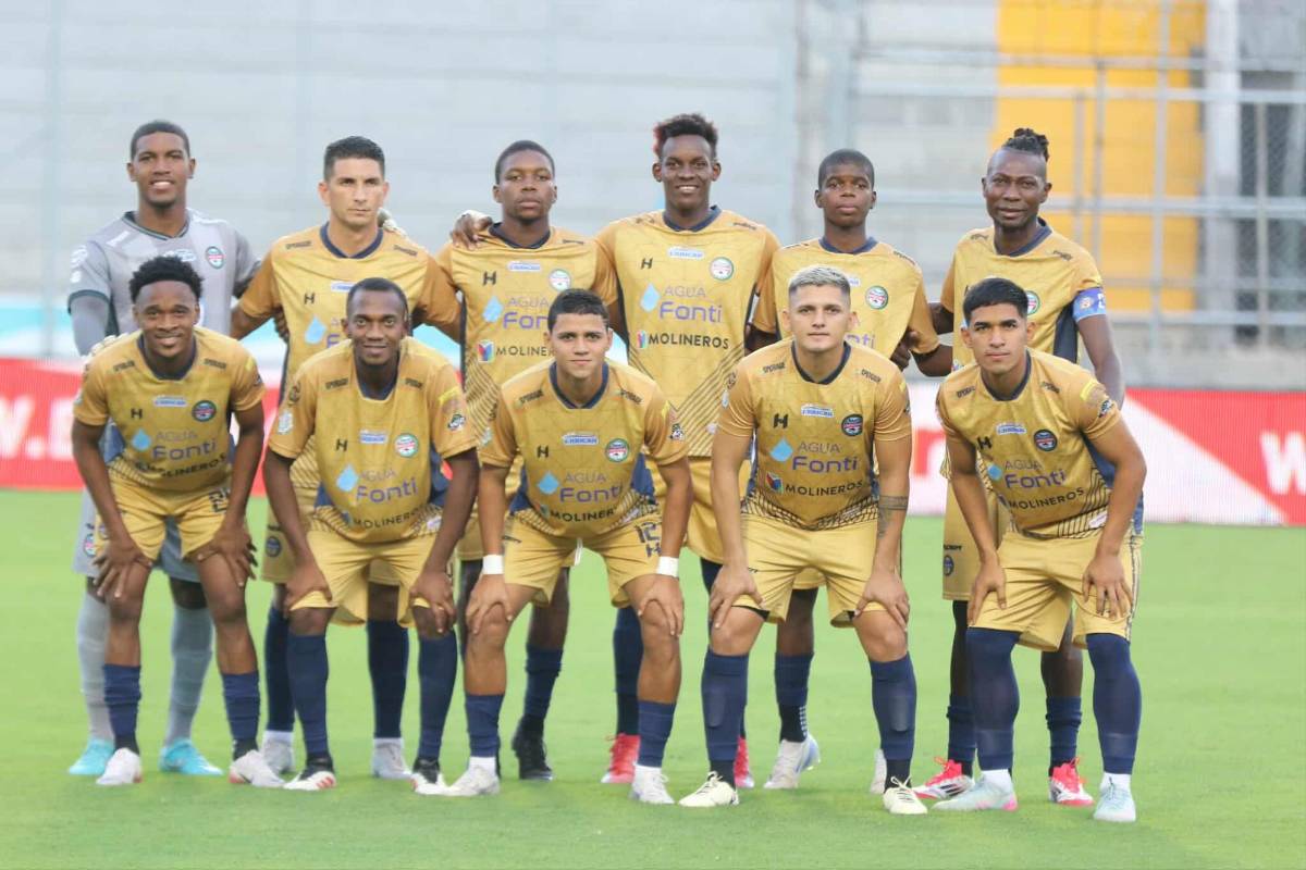 Lo que hizo Roxana Somoza, esposa de jugador roba suspiros, Edwin preocupa y felicidad de Olimpia