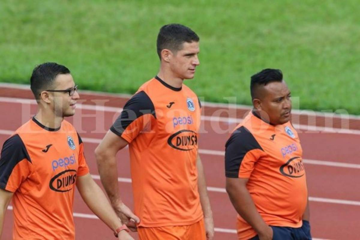 El portero de Motagua Jonathan Rougier entrenó por separado por una sobrecarga  