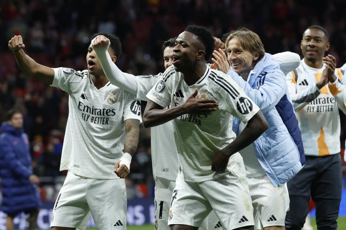 Polémico penal anulado al Atlético, burla de Vinicius y caras tristes en triunfo del Real Madrid