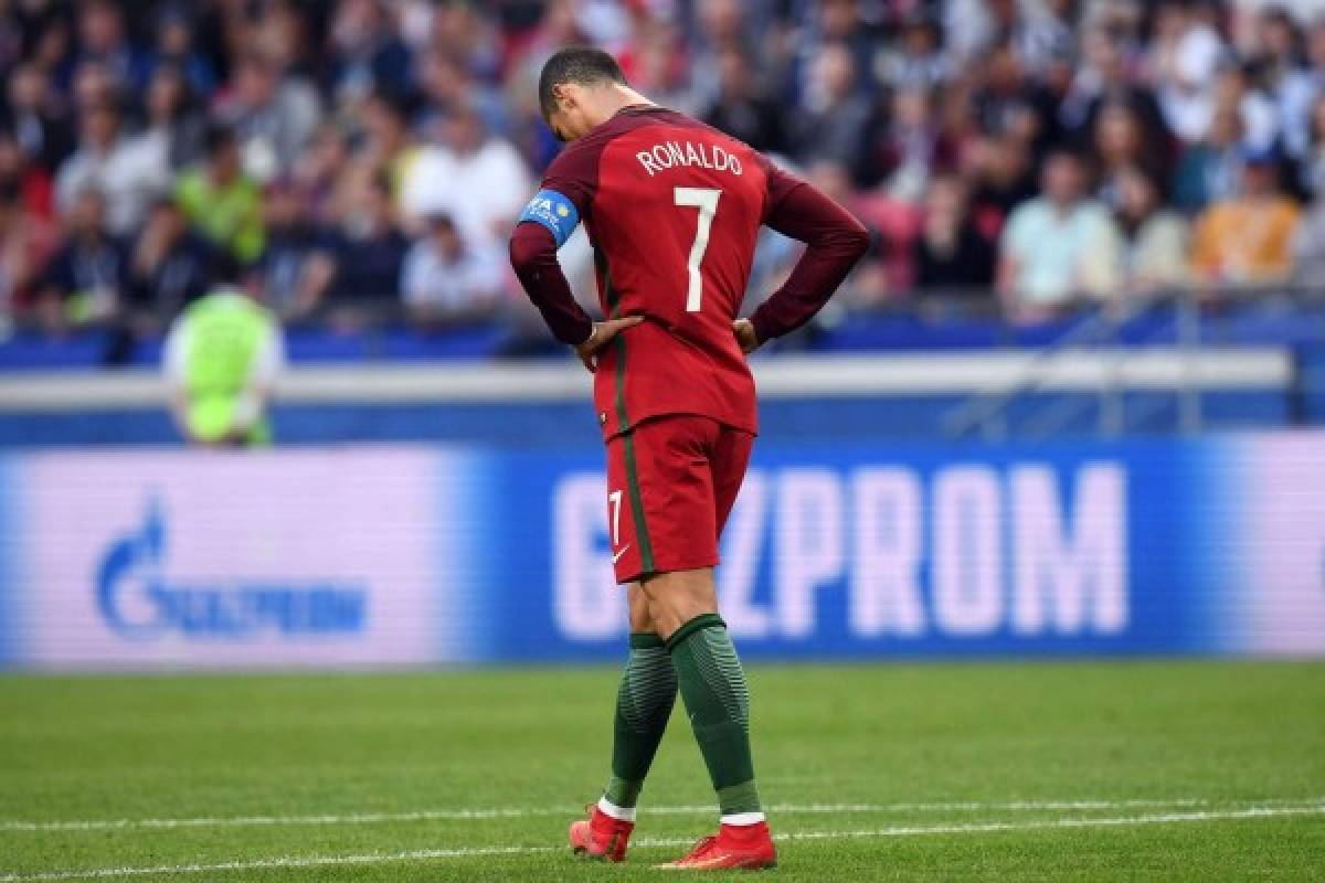 Cristiano Ronaldo, por su lado, ha mantenido un mutismo absoluto desde que comenzaron los rumores, lo que según algunos comentaristas españoles es mala señal. Foto: Agencia AFP.