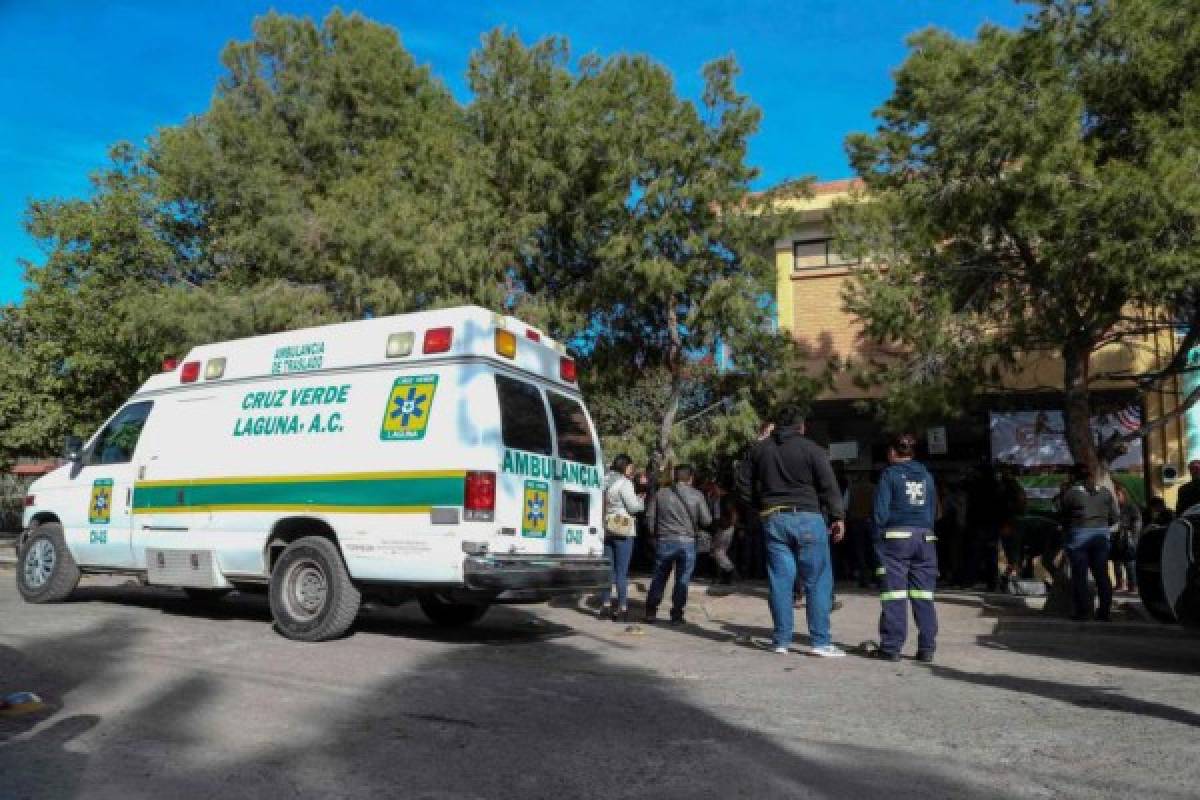 Hermetismo y dolor en funerales de víctimas de tiroteo en el Colegio Cervantes de Torreón