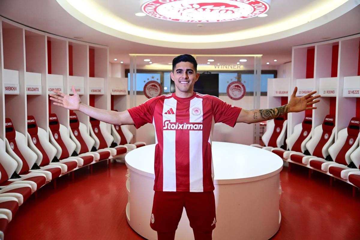 Luis Palma y la especial razón por la que usará el 50 en camisa del Olympiacos