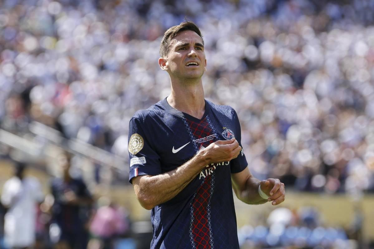 Desmayo de aficionado, el Balón de Oro, adiós a Modrić y villano del Real Madrid en goleada ante PSG