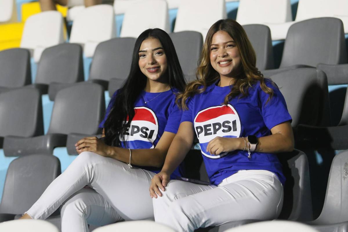 Las bellas chicas que engalanaron en el clásico entre Motagua y Marathón