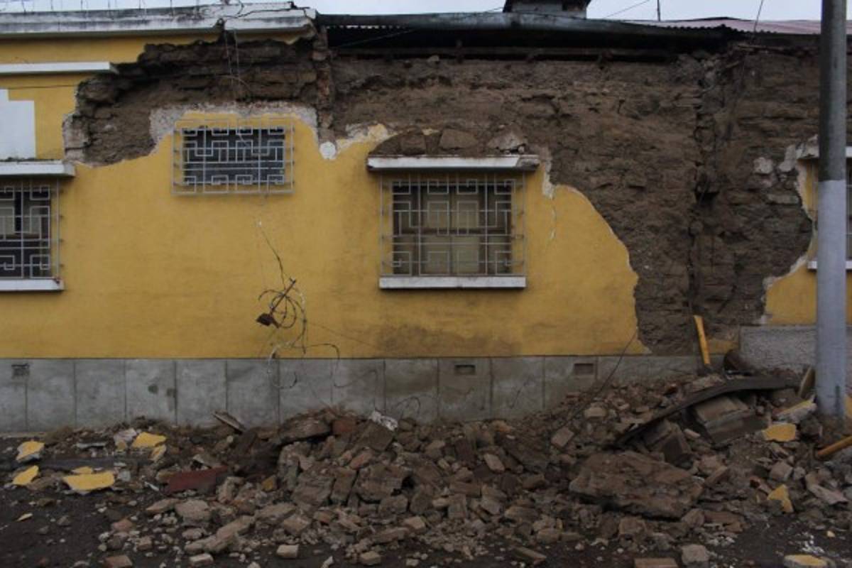 Dos muertos por sismo de 6.9 grados que sacudió Guatemala y sur de México