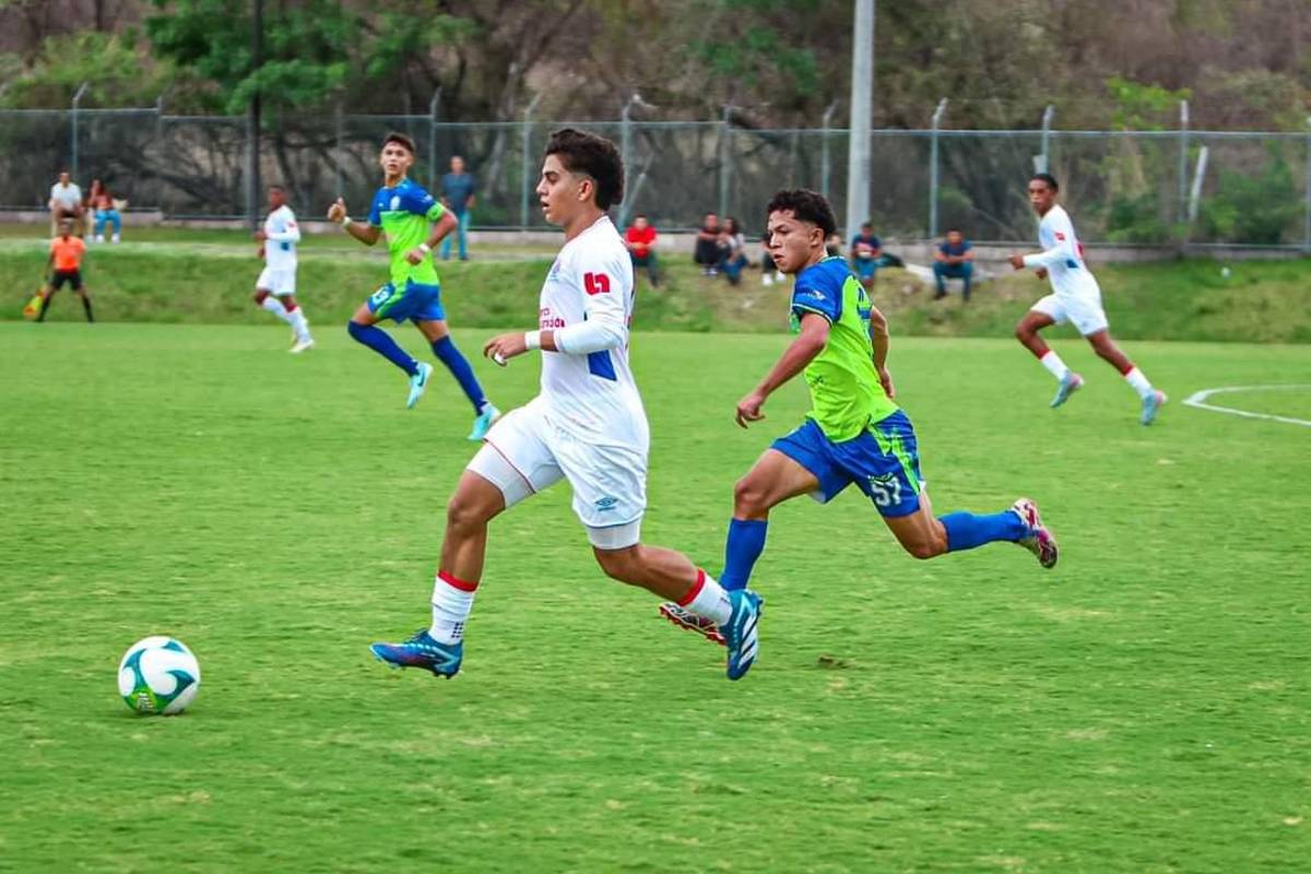 Dani Turcios habla sobre la baja de Quioto y el debut de Honduras en la eliminatoria