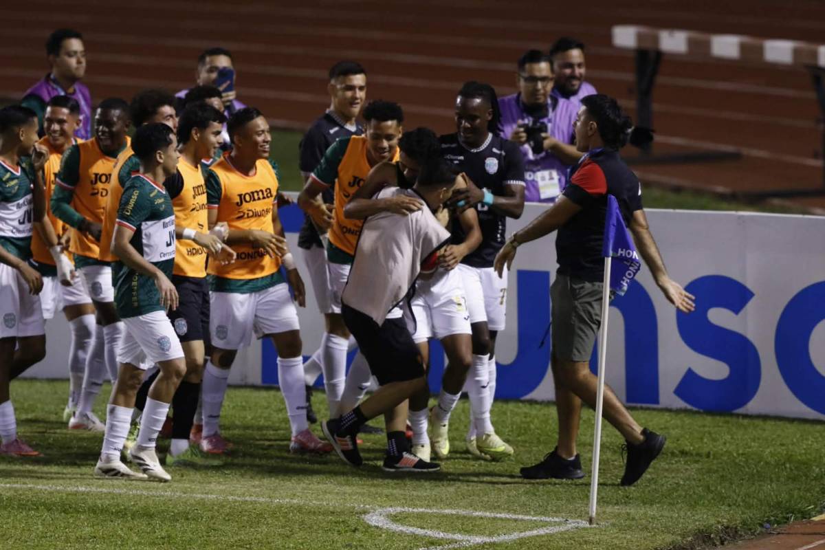 Linda chica sorprende, Alexy Vega con guiño al Puskas y  show de Marathón ante Platense