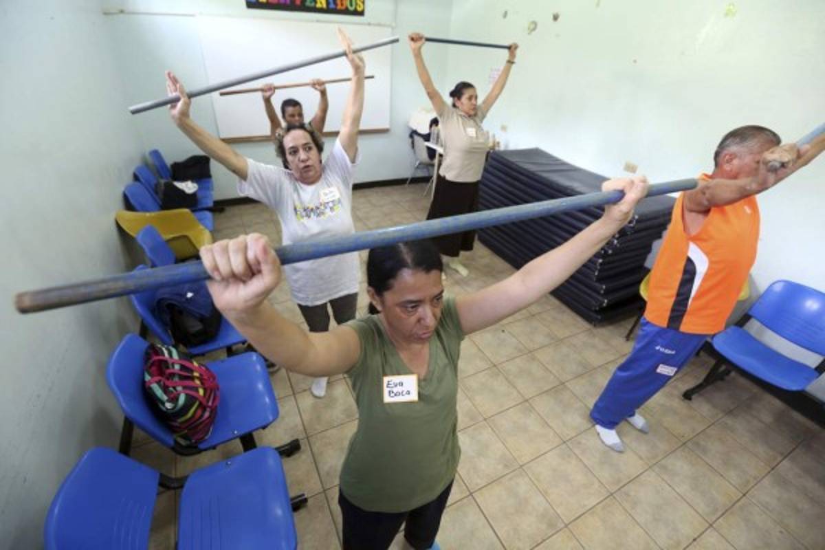 Con programas terapéuticos calman dolores de pacientes en el IHSS