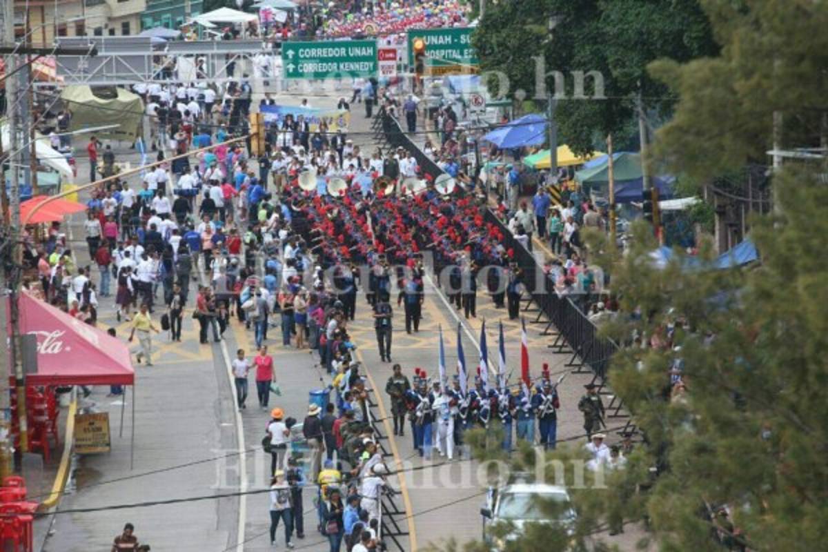 Honduras celebra a lo grande 195 aniversario de independencia patria con coloridos desfiles