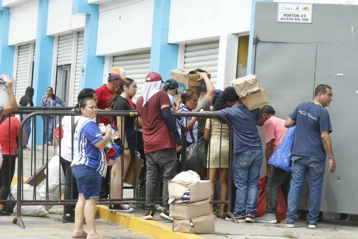 Honduras vs Costa Rica: Lindas chicas cautivan y ticos invaden SPS para partido de eliminatoria