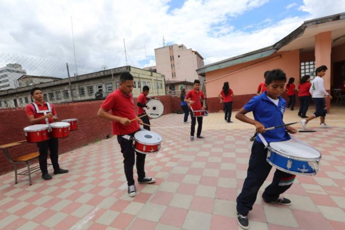 Así se prepararon las bandas para el 15 de septiembre