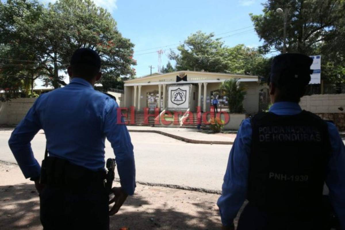 Bajo resguardo policial permanece Instituto Técnico Honduras tras asesinato de profesor