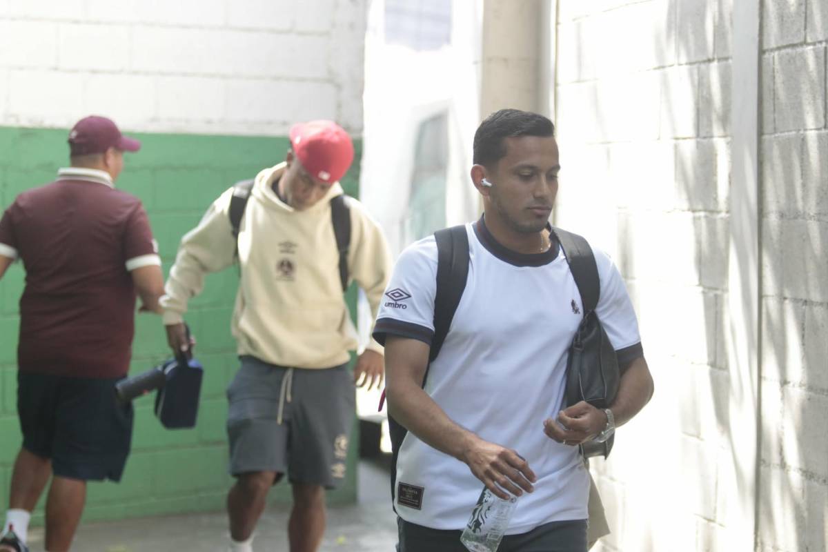 Rubia enamora, barras montan carnaval y el ambientazo previo al clásico Marathón vs Olimpia