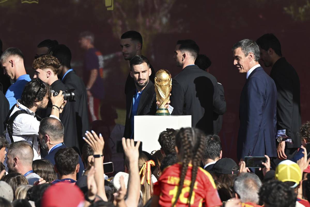 España Campeón del Mundo 2026: Hijas de los Reyes deslumbran y locura de Lamine Yamal en la fiesta