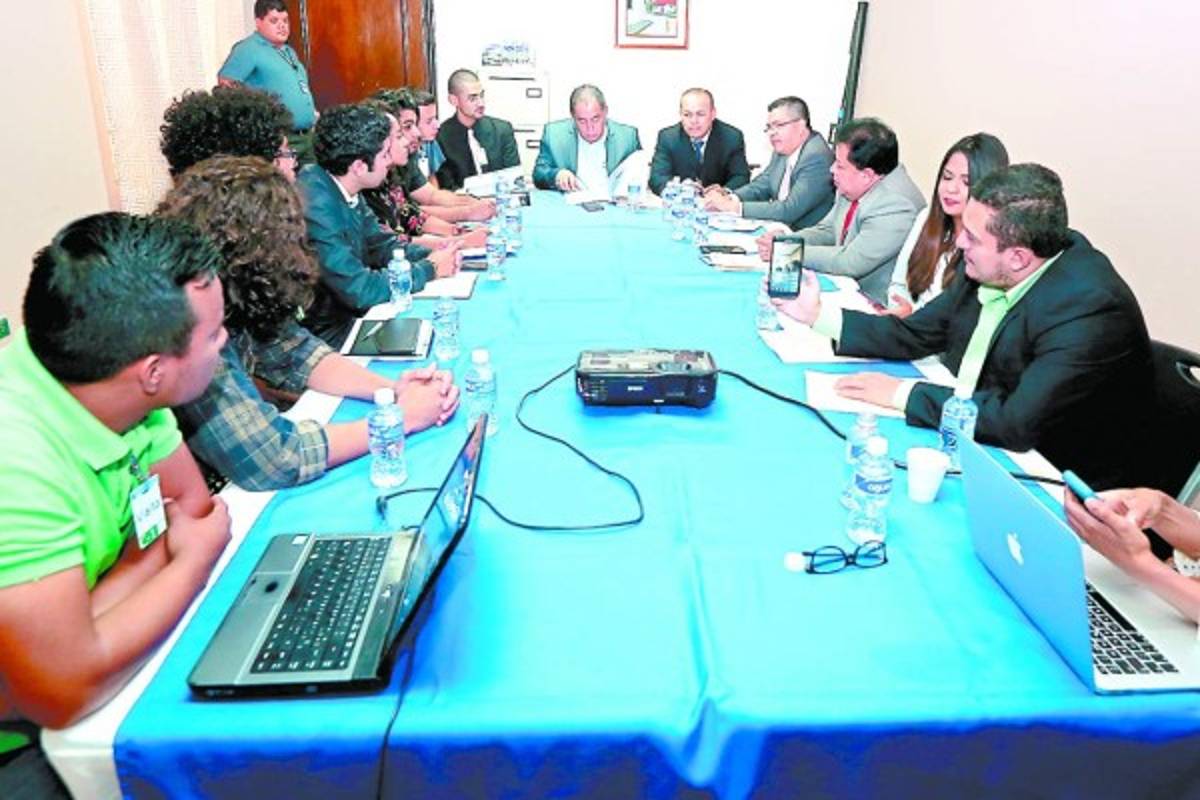 Inicia cuenta regresiva para perder o rescatar II período en la UNAH