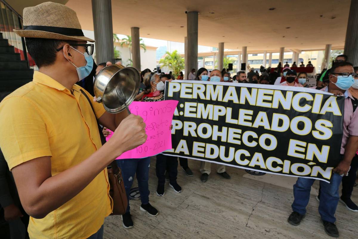 Honduras: Unos 4,300 maestros Proheco obtendrán sus plazas en enero