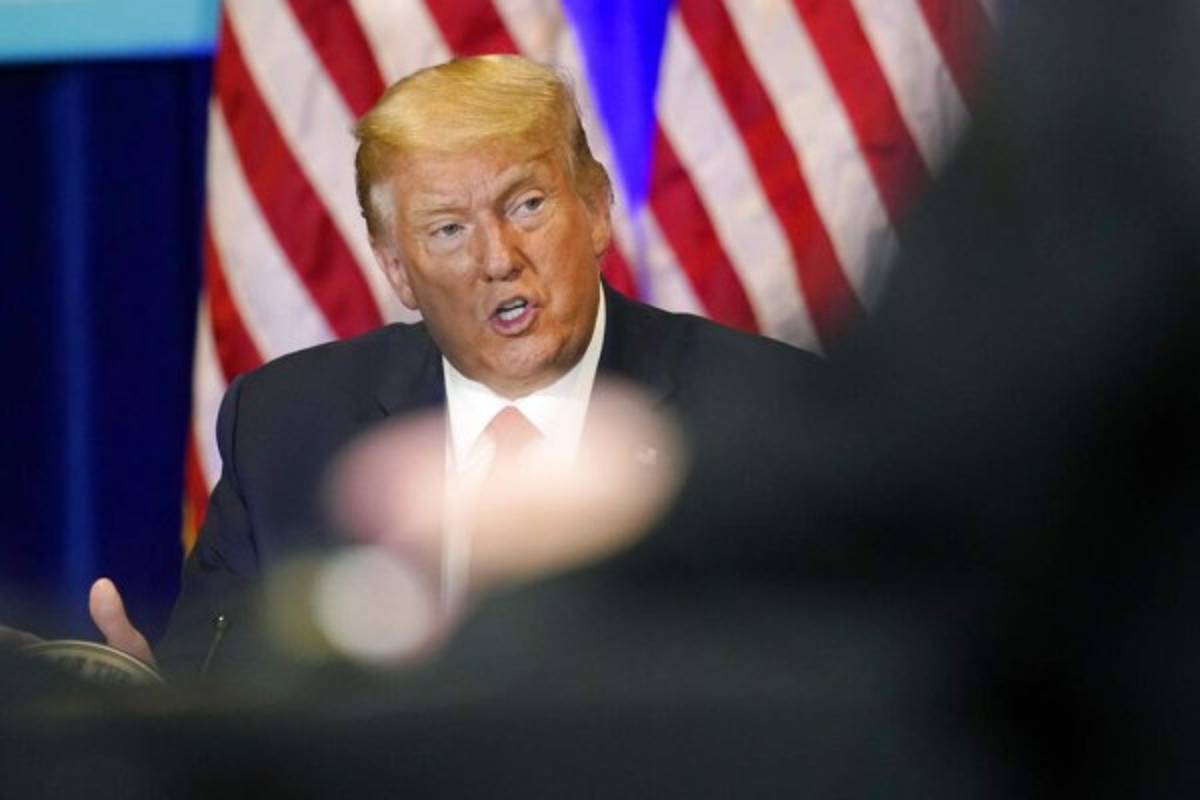 Trump trata de atraer a latinos durante gira por el oeste de Estados Unidos