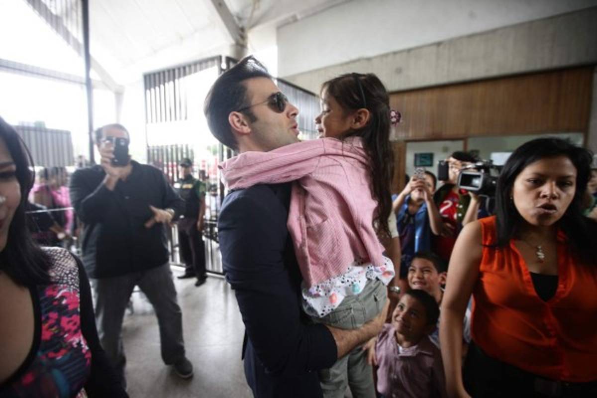 Jencarlos Canela, un galán y artista de noble corazón