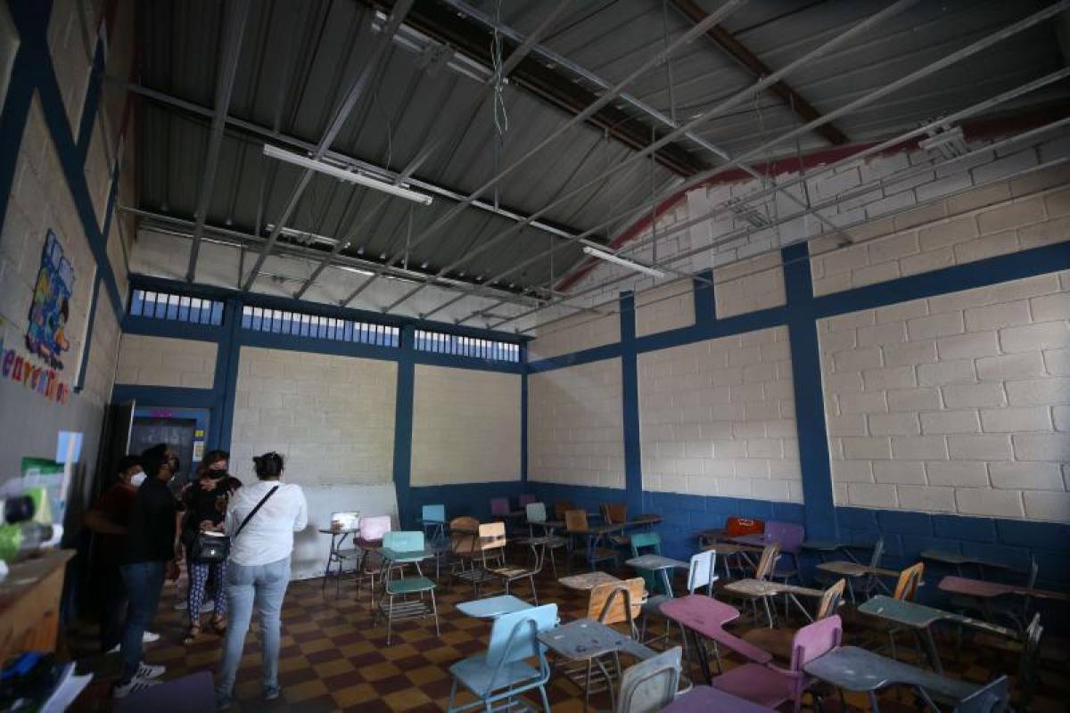 Apenas mil escuelas tienen condiciones para las clases en Honduras