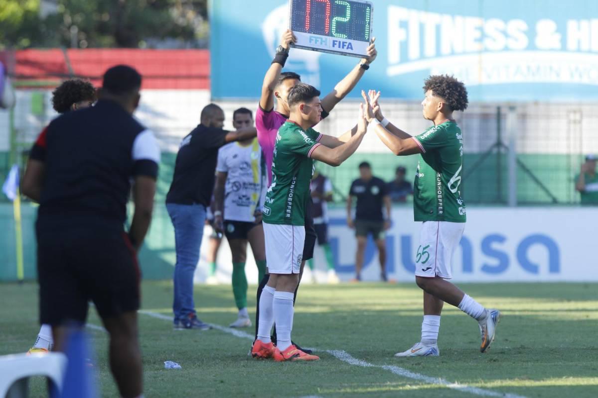 Regreso de “Chelito”, pelea de Anangonó y las bellas chicas en el estadio Yankel Rosenthal