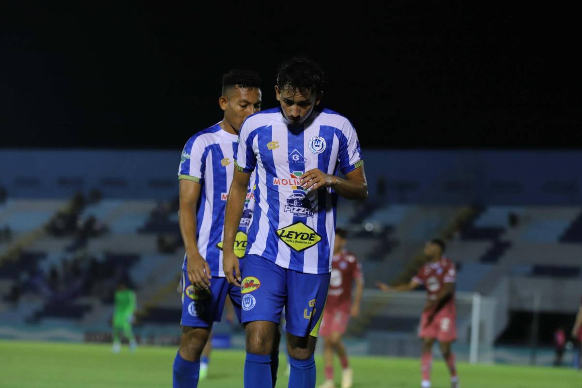En fotos: Pelinegra deslumbra, La Ceiba se viste de gala y el show de Motagua ante Victoria