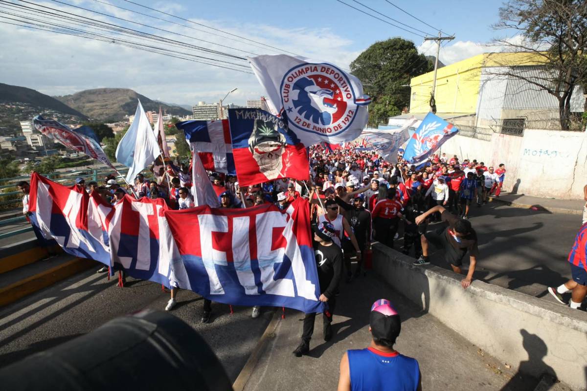 Llegada de la Ultra Fiel, provocaron al Motagua y el ambiente entre jugadores