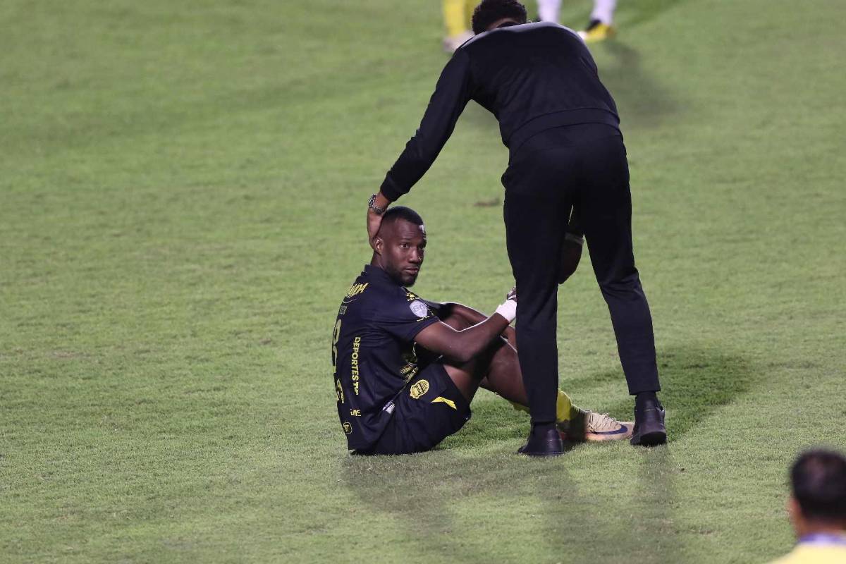 La tristeza de Real España luego de perder la final ante el Olimpia