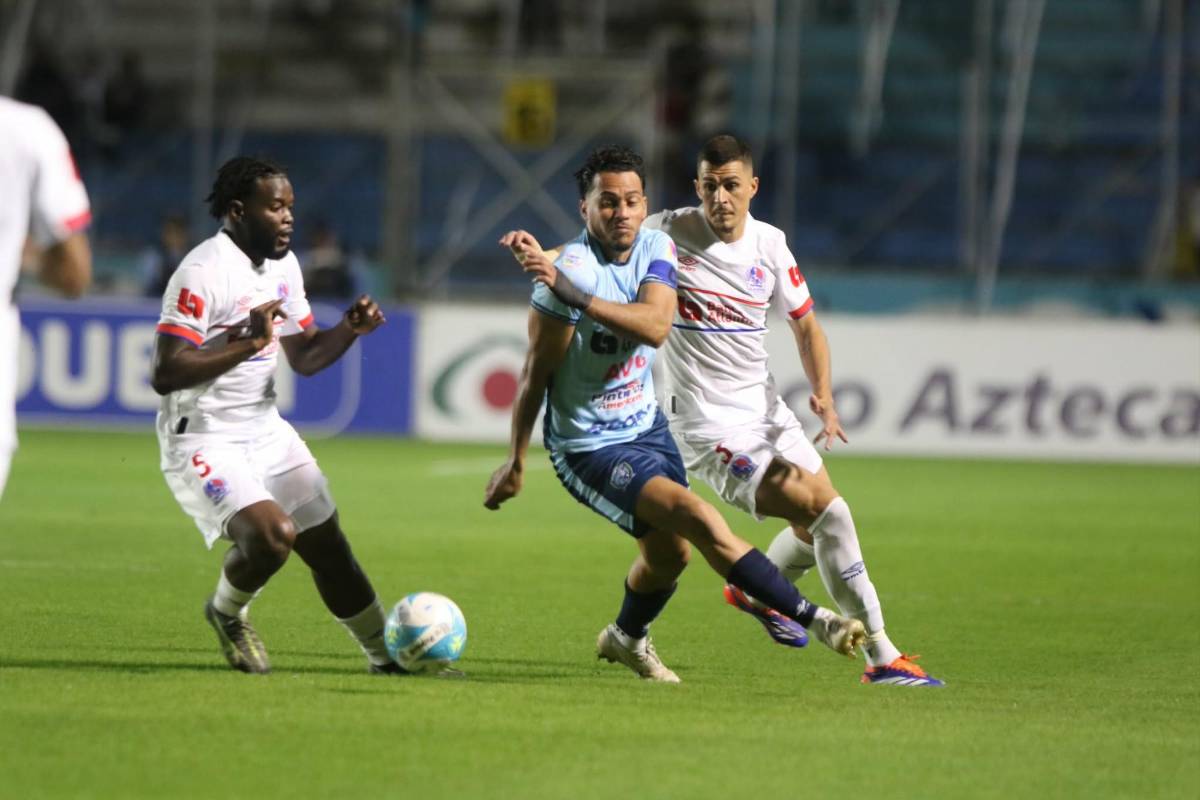 Bellas chicas, show de la Ultra Fiel, reconocimiento a figuras del Olimpia y los nuevos fichajes
