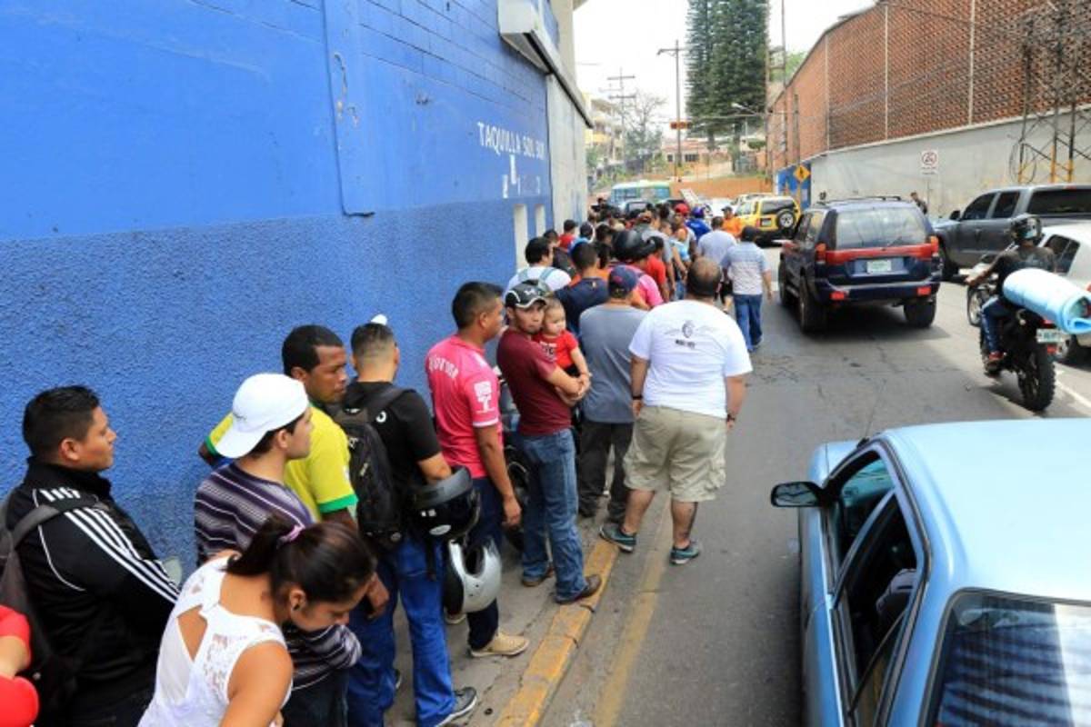 Locura para adquirir boletos de la final