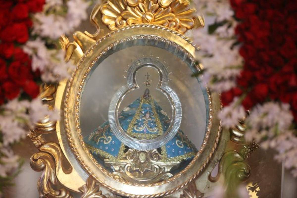 Honduras: Miles de peregrinos visitan a la Morenita en su cumpleaños