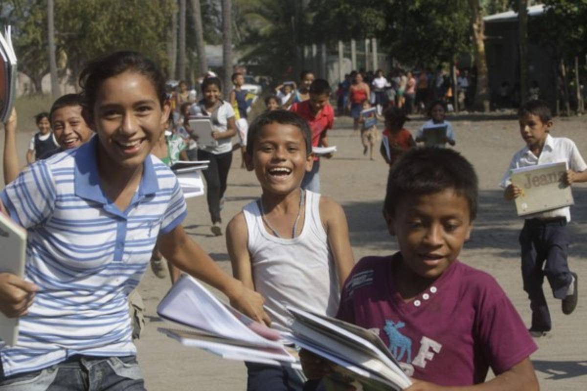 La Maratón del saber arranca su gira en cedeño