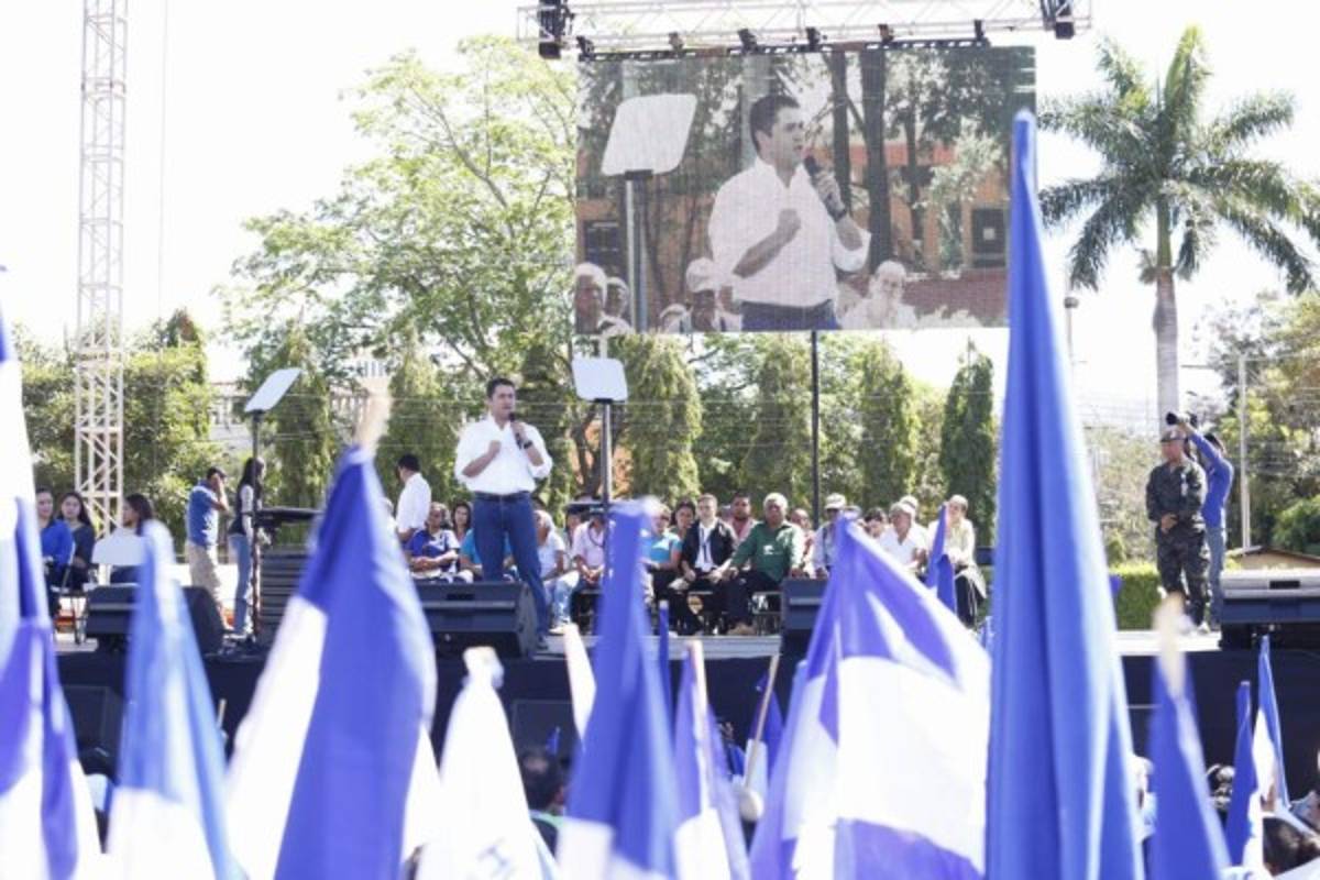 Juan Orlando celebra dos años de gobierno