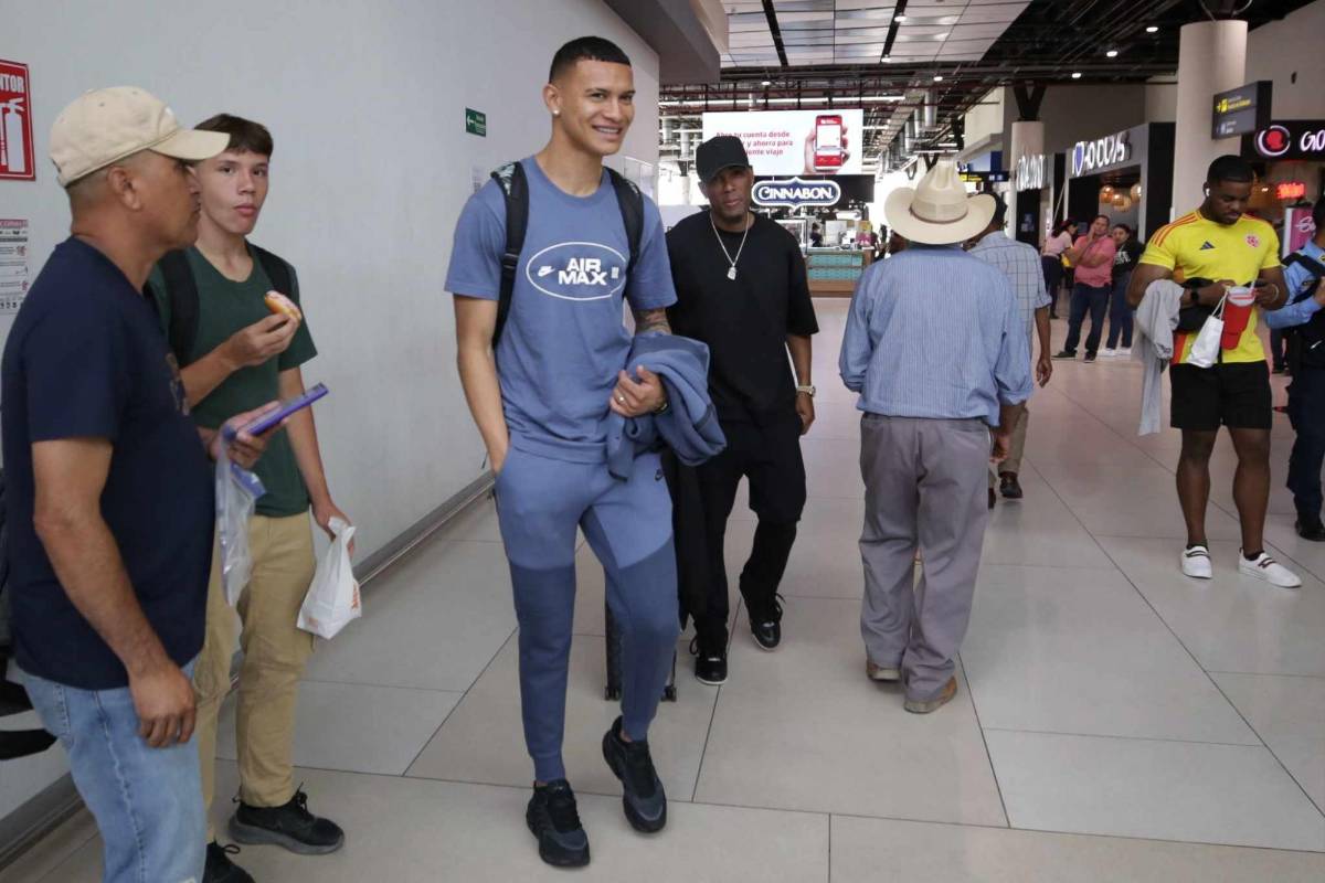 Jugador hondureño no regresa a su equipo, legionario la hace de periodista y los costosos bolsos