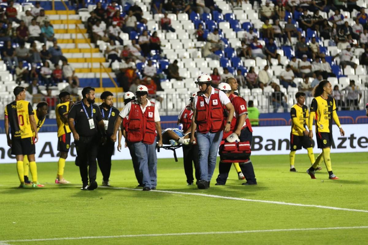 Jugador sacado en ambulancia, MVP de Olimpia y tristeza de Real España tras perder invicto