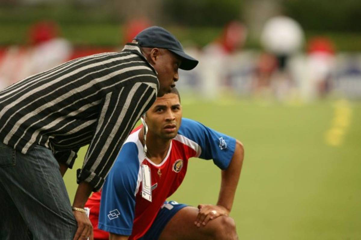 Polémico y amante del fútbol lírico, al Pelícano le llegó la hora