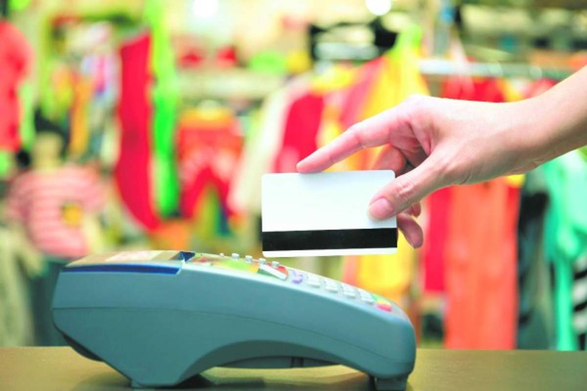 'Ya debatimos suficiente”, dice JOH por reforma a Ley de Tarjetas