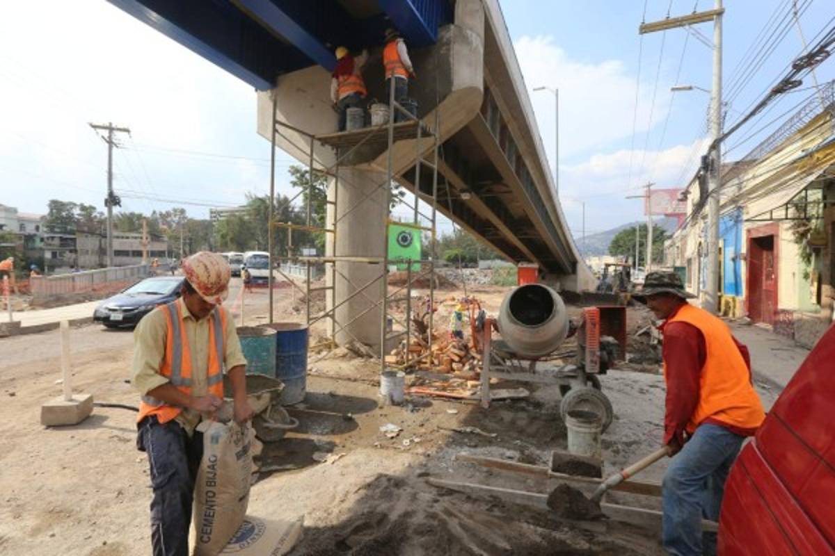 Habilitado el paso por el puente del barrio La Bolsa de Comayagüela Honduras