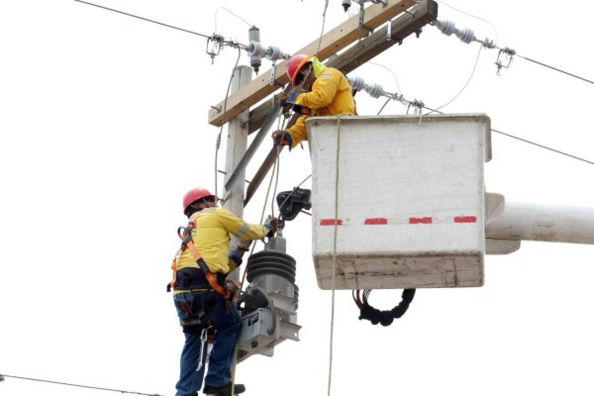 El 34% de los abonados de la capital de Honduras está en mora energética