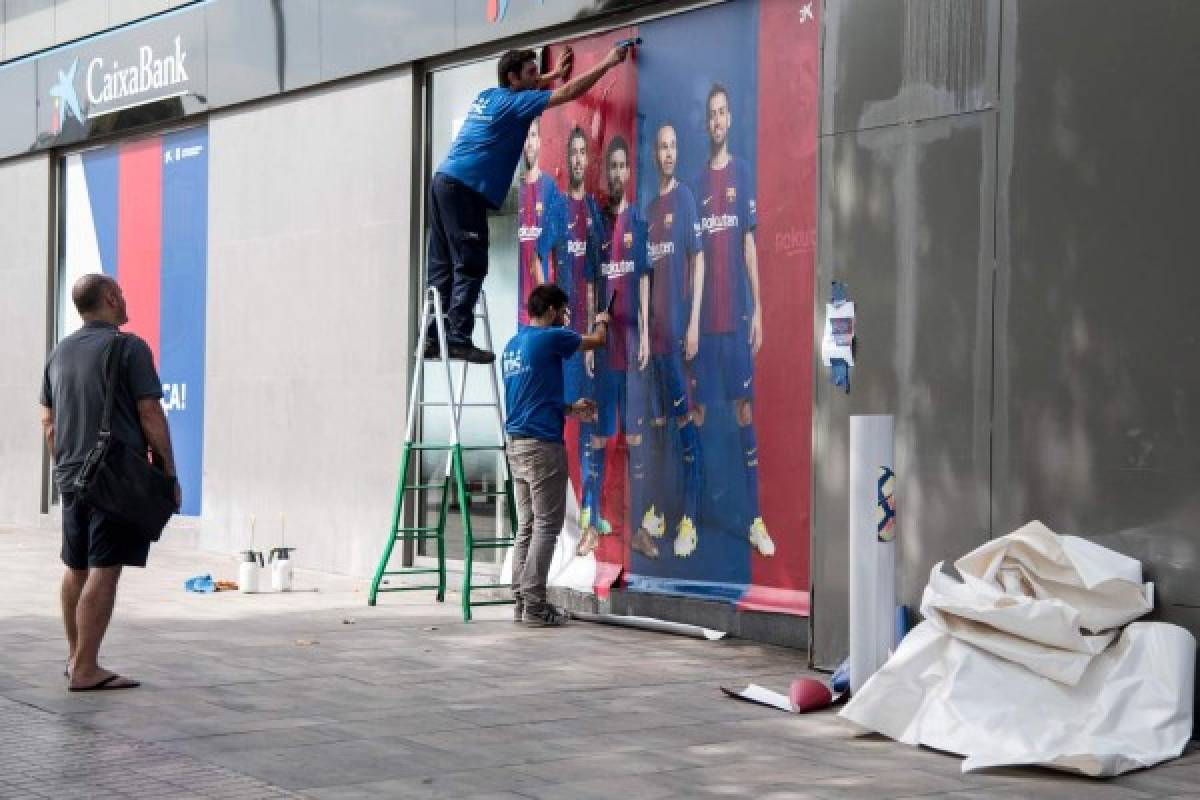 Barcelona retira publicidad de Neymar en las afueras del Camp Nou