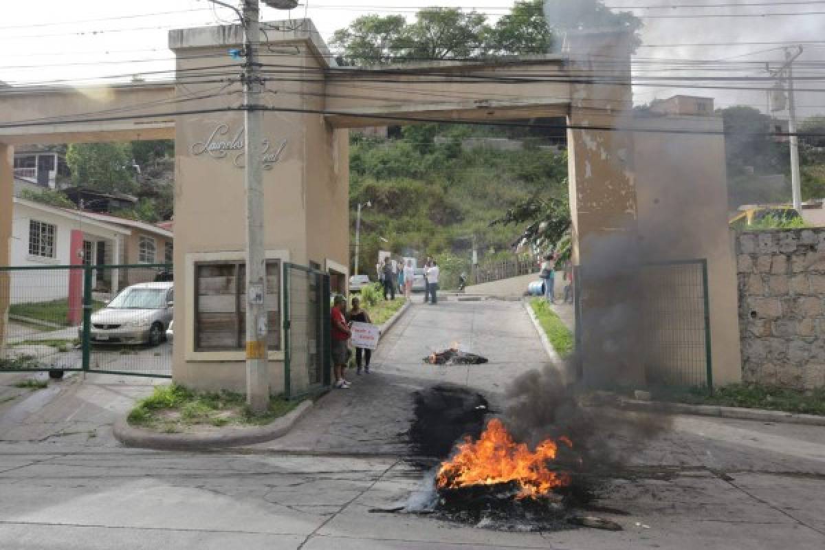 Vecinos de Laureles del Real exigen una respuesta