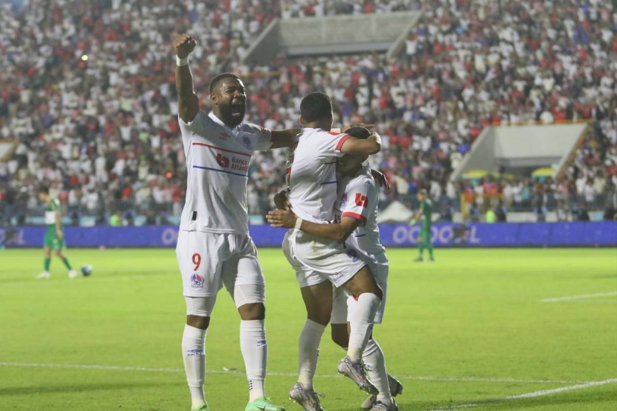Pelea entre jugadores, insólita interrupción, gol de Puskas y Olimpia celebra título ante Marathón