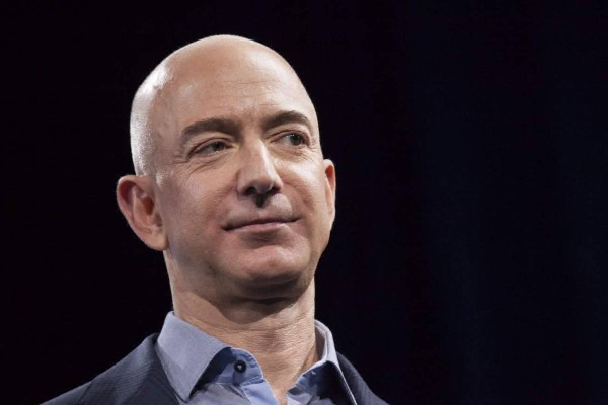 Jeff Bezos (Amazon) se convierte en el hombre más rico del mundo  