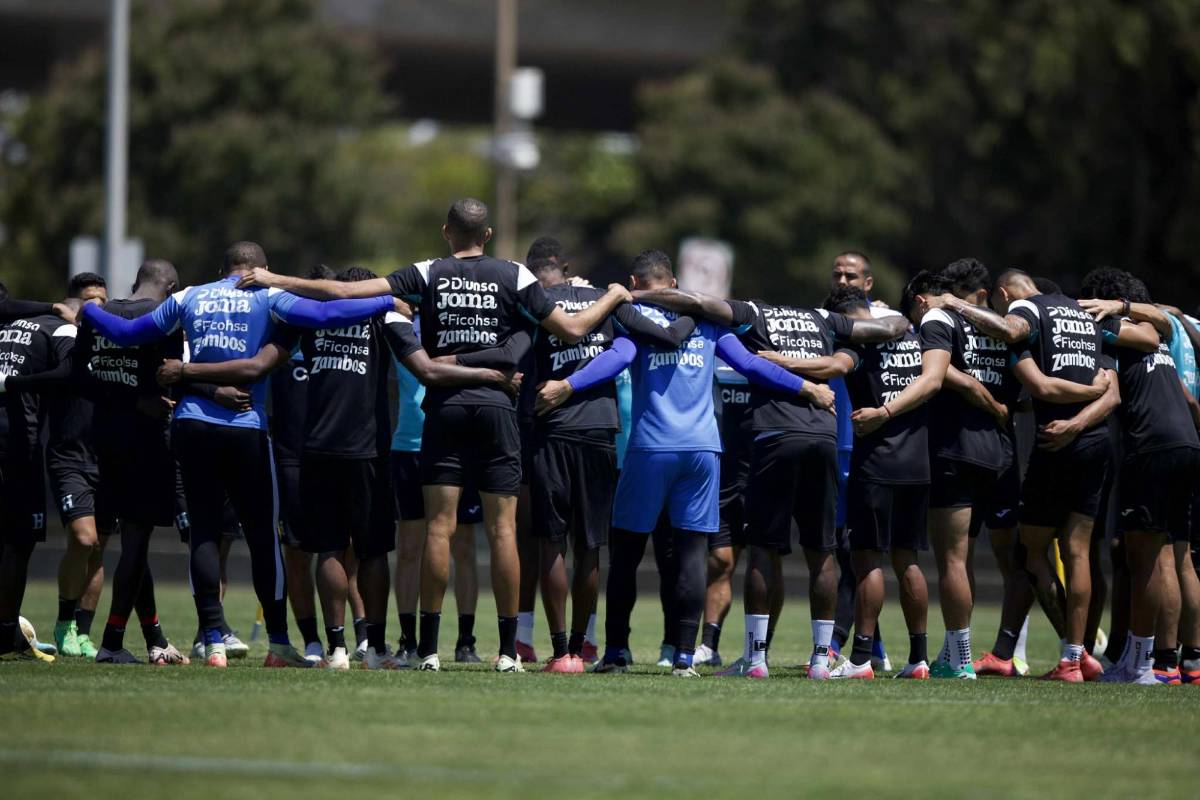 Honduras vs México: Rueda planea su alineación titular y futbolista sorprendió con gesto